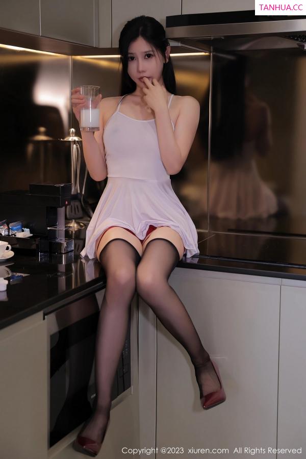 尹甜甜  [XiuRen]高清写真图 2023.05.08 No.6696 尹甜甜 黑丝美腿第17张图片